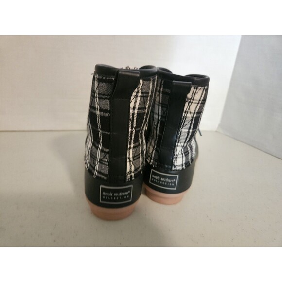 Simply Southern Collection Lace Up Rain Duck Boot Plaid Womens 6 Black White - Picture 2 of 7